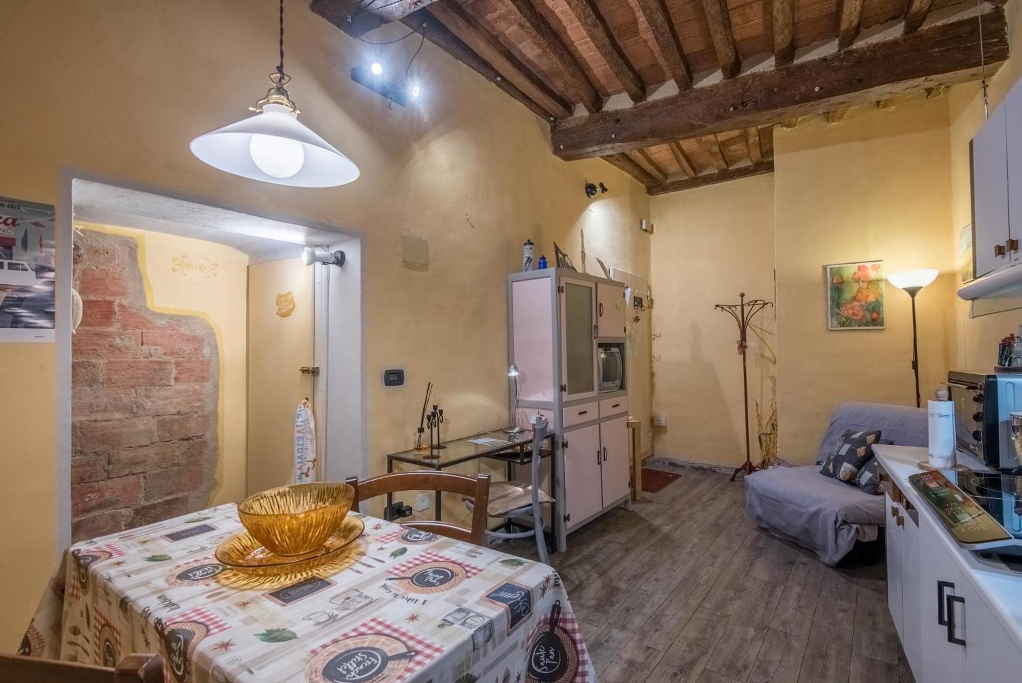 La Casa Gialla Di Буонконвенто Экстерьер фото