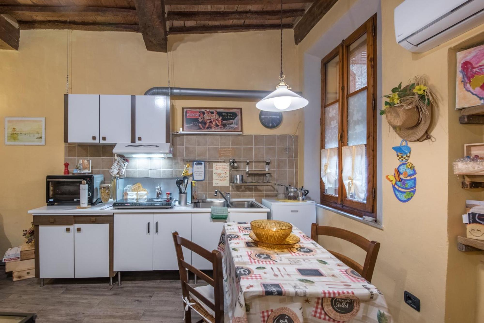 La Casa Gialla Di Буонконвенто Экстерьер фото